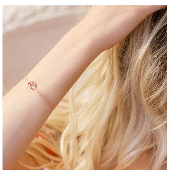 New! 14K Forever Love Knot Infinity Bracelet - Picture 2 of 2